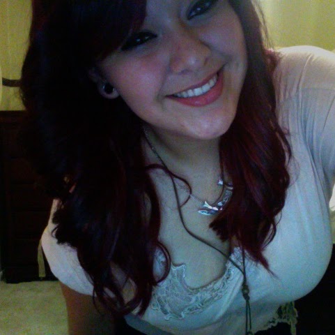 Victoria Dominguez Photo 16