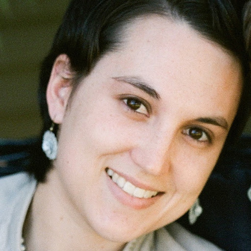 Danielle Barker Photo 40