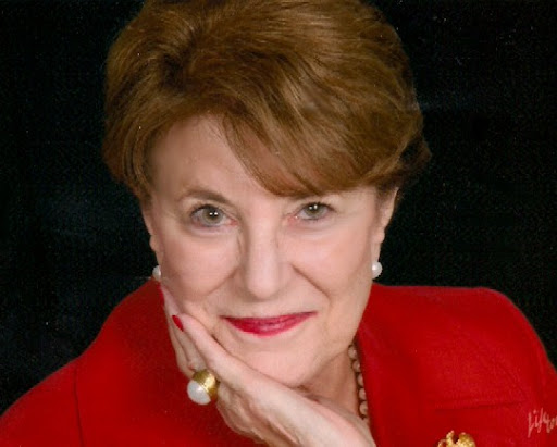 Claire Willis Photo 18