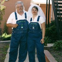 Christina West Photo 16