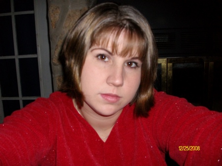 Stephanie Woods Photo 33