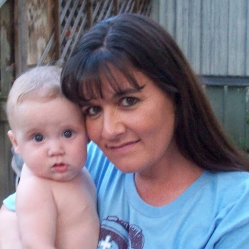 Julie Vance Photo 20