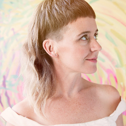 Anne Bacon Photo 12