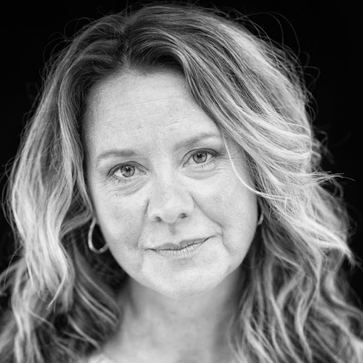 Sarah Pederson Photo 34