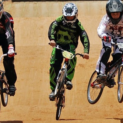 Daniel Morris Photo 28