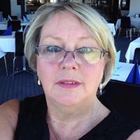 Christine Travers Photo 7