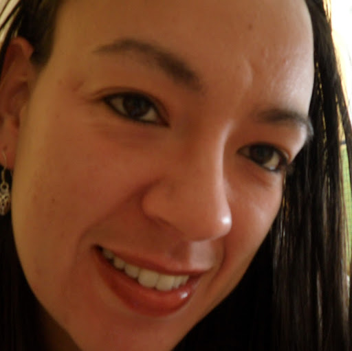 Elizabeth Reynolds Photo 29