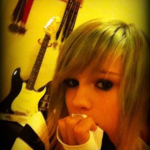 Samantha Slaughter Photo 9