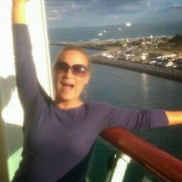 Stephanie Bledsoe Photo 24