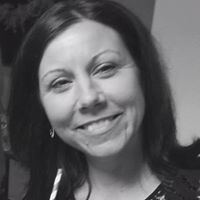 Aimee Ellis Photo 32