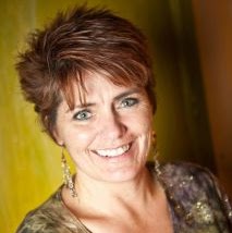 Paula Bruce Photo 34