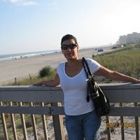 Elizabeth Velazquez Photo 19