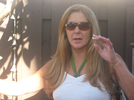 Suzanne Little Photo 24
