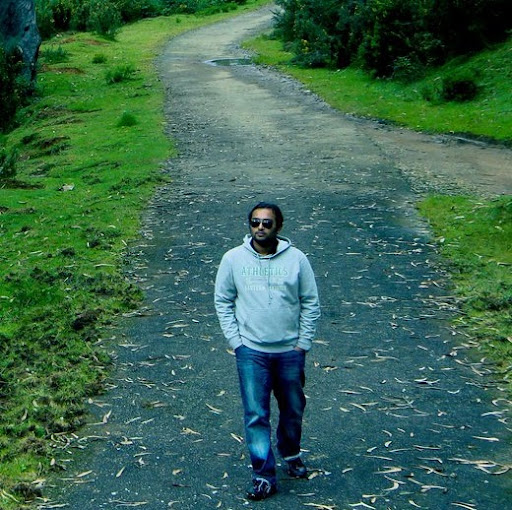 Jerry George Photo 27