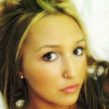 Krista Moore Photo 20