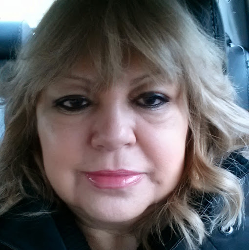 Estella Rodriguez Photo 24