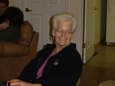 Carol Lott Photo 23