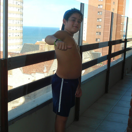 Juan Estevez Photo 15