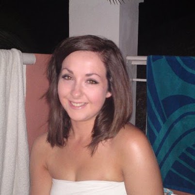 Amy Russell Photo 44