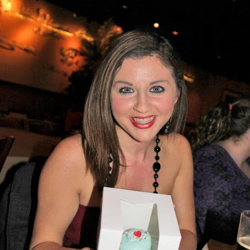 Candace Howard Photo 6