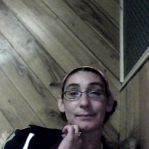 Stephanie Vaughn Photo 14