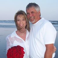 Laurie Daniels Photo 6