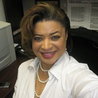 Tracy Newton Photo 17