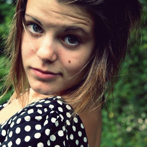 Elise Rose Photo 23