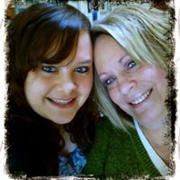 Julie Erickson Photo 28