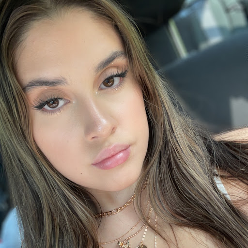 Maria Munoz Photo 52
