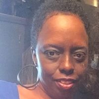 Traci Griffin Photo 34