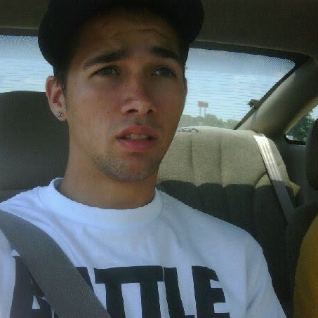 Robbie Vaughn Photo 30