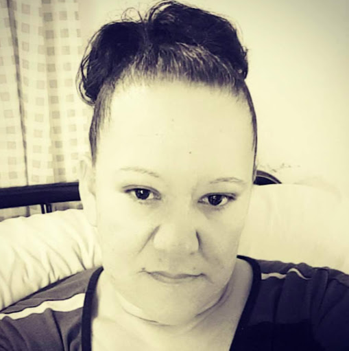 Debbie Bird Photo 21