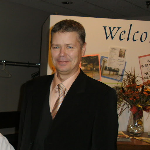 Steven Hanson Photo 49