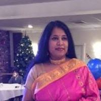 Julie Swain Photo 30