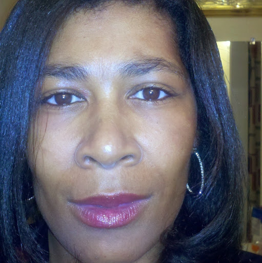 Rosie Robinson Photo 13