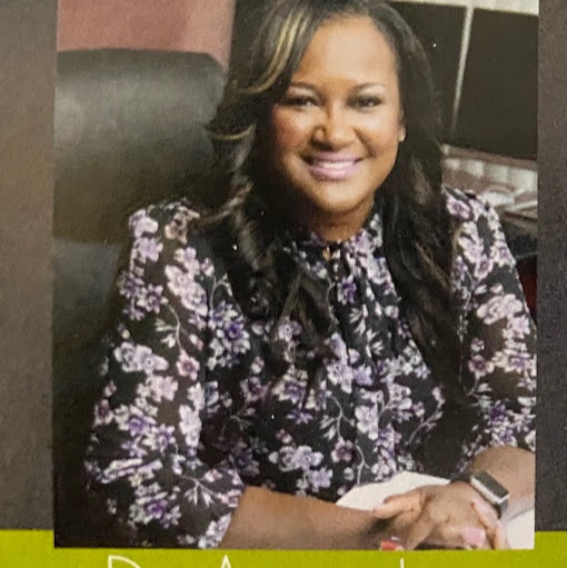 Angela Hood Photo 13