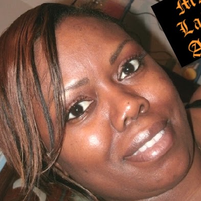 Amelia Ellis Photo 21