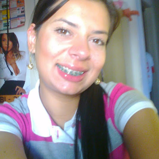 Tamara Becker Photo 6