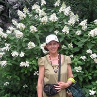 Lina Calvache Photo 1