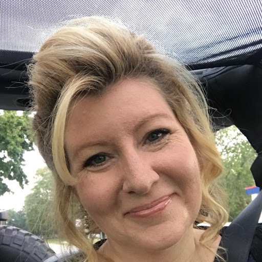 Jennifer Whaley Photo 20