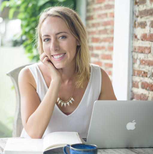 Rebecca Bowden Photo 4