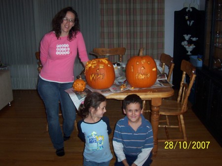 Carla Mills Photo 29