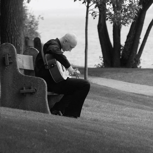 Michael Grimes Photo 18