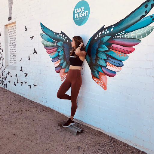 Megan Evans Photo 27