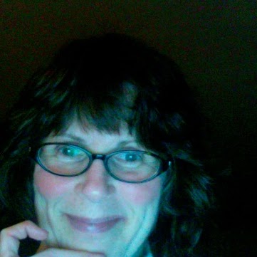 Beth Michaels Photo 9