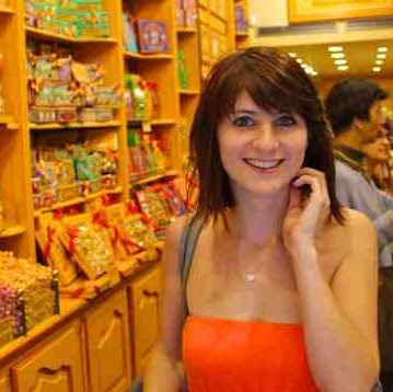 Laura Wyatt Photo 27