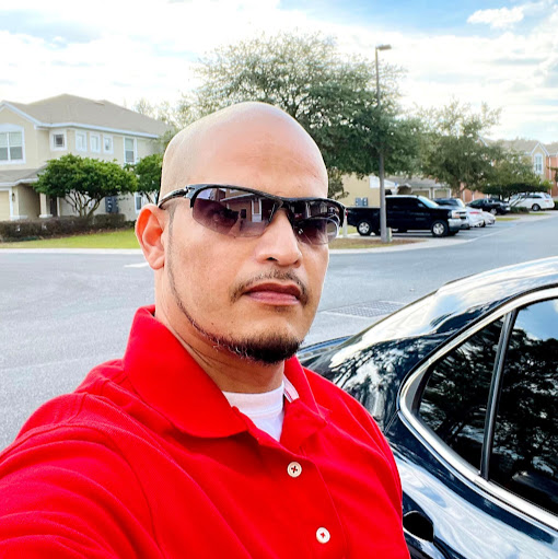 Eliezer Nieves Photo 15