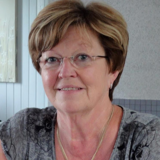 Nancy Logan Photo 41