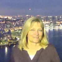 Dawn Stevens Photo 34